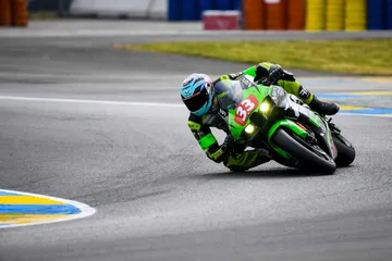 SUPERSTOCK / RED NUMBER PLATE BACKGROUND